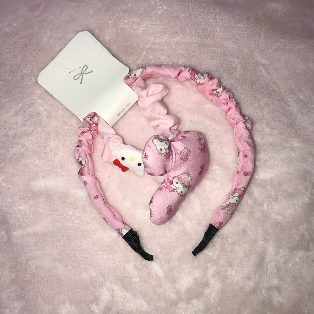 ✨✨5/$10✨✨ Hello Kitty Sanrio character headband and scrunchie set hair New